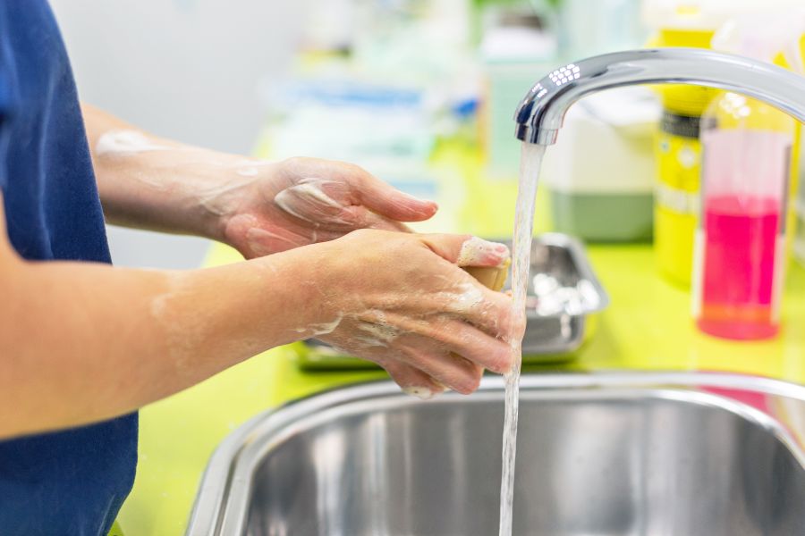 Infection Prevention & Control for Long-Term Residential Care Settings